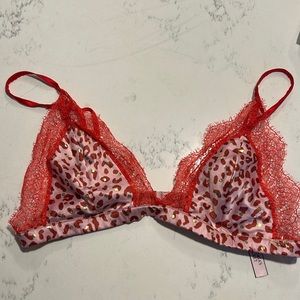 Victoria’s Secret bra